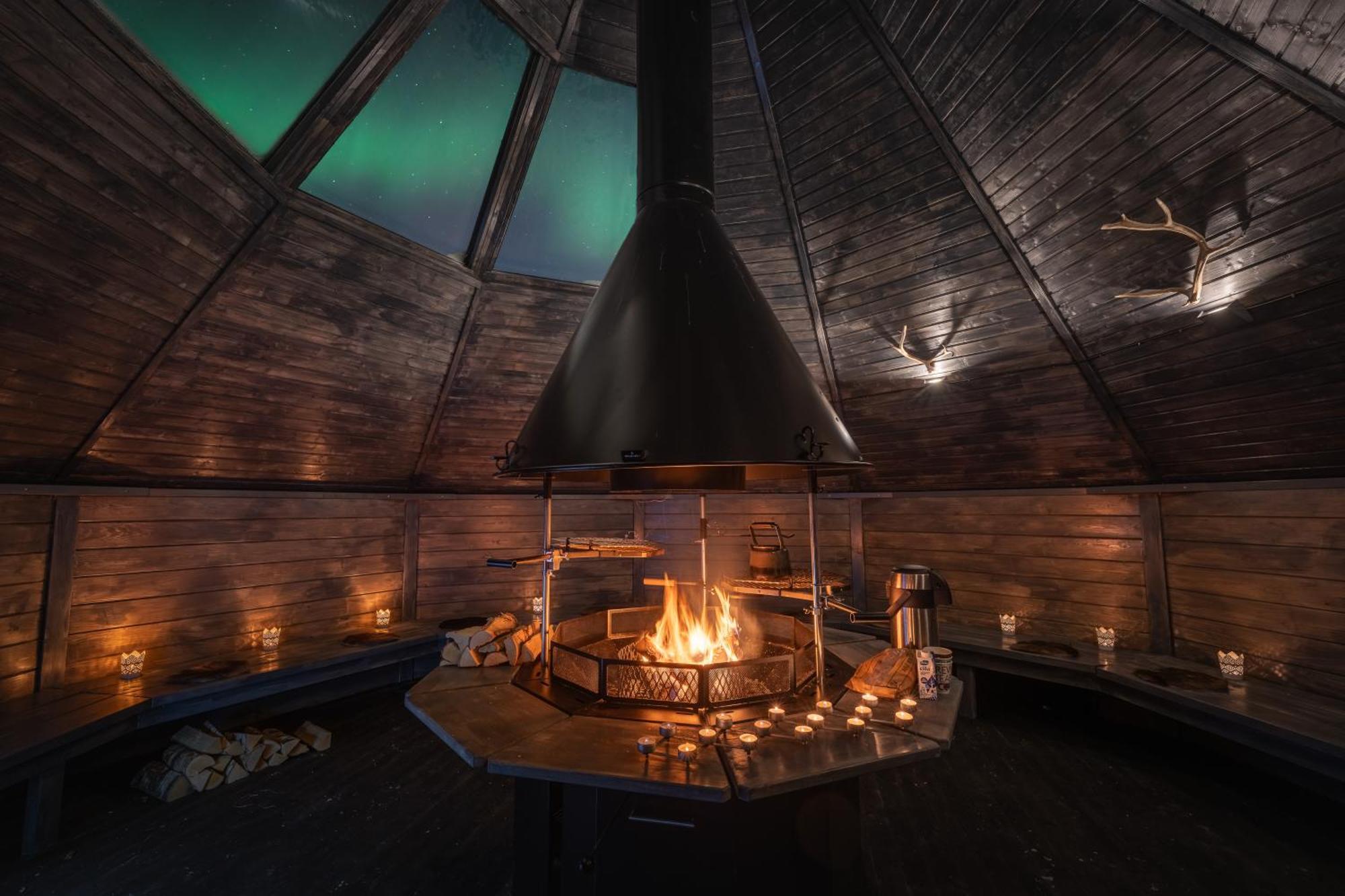 Kuukkeli Log Houses Aurora Resort Saariselka Exteriér fotografie